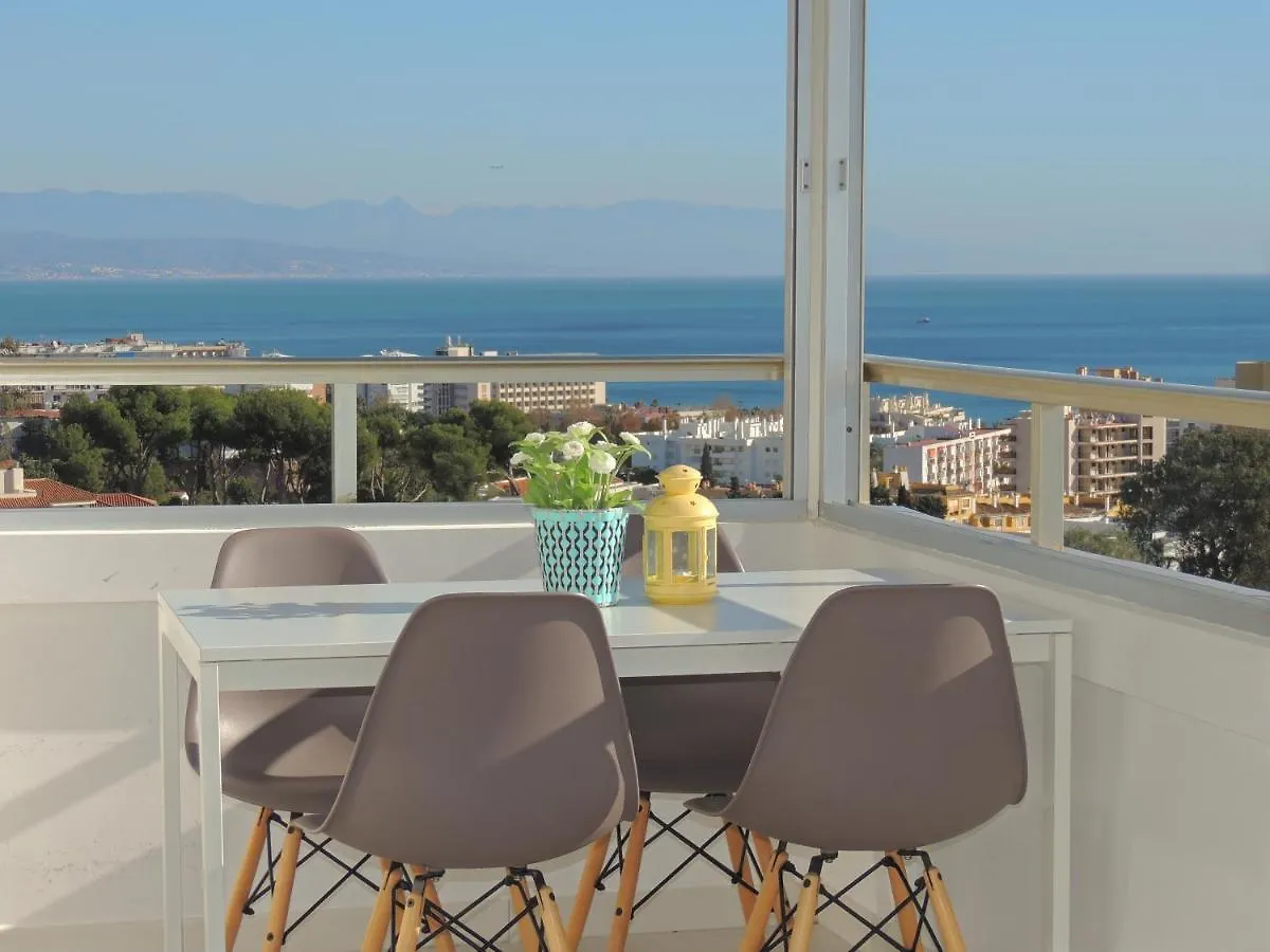 Puertosol 101: Beachfront Retreat with Sea Views Apartment Benalmadena
